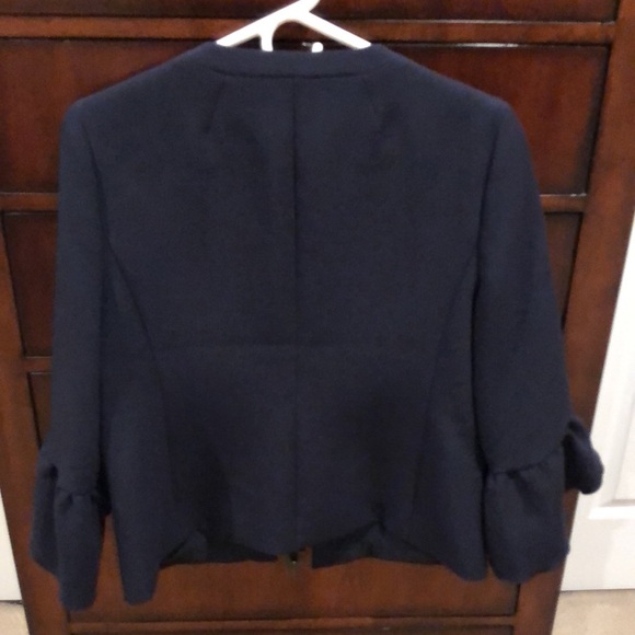 Poly rayon navy blue fully lined blazer. 3/4 Ruffled bell sleeves no show hooks - Picture 2 of 7